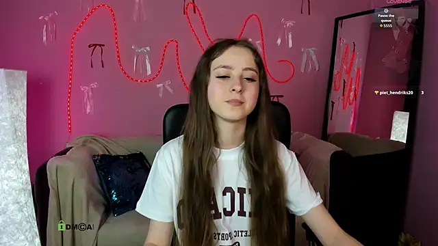 rebecca smile online show from 03-16-26, 01:26