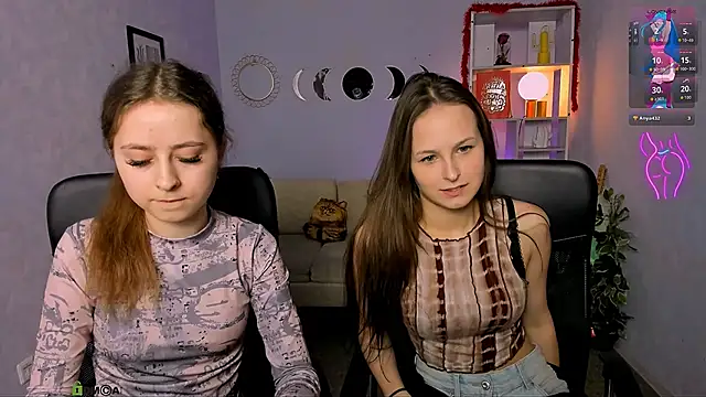 rebecca smile online show from 04-27-26, 12:58