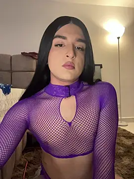 Snapshot of Dania_Oconor chatting on 10-31-25, 10:44 Dania Oconor online show from 10-31-25, 10:44