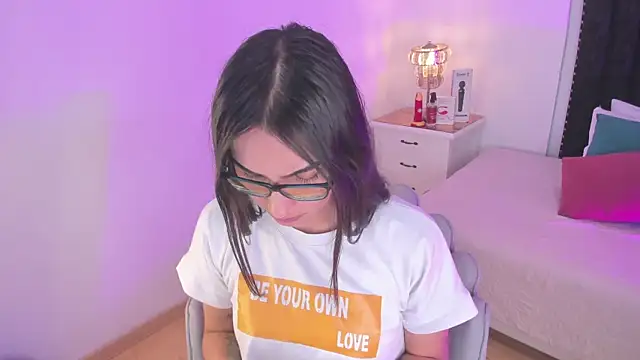 cherrylady 02 online show from 10-06-25, 12:02