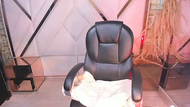 Irina Rouse online show from 11-06-25, 01:45