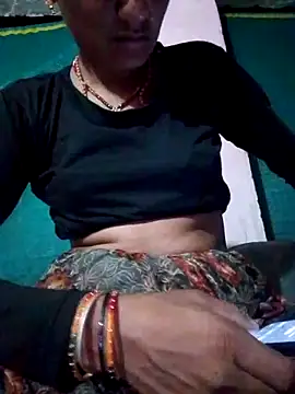 Snapshot of Tona8080 chatting on 09-29-25, 02:33 Tona8080 online show from 09-29-25, 02:33