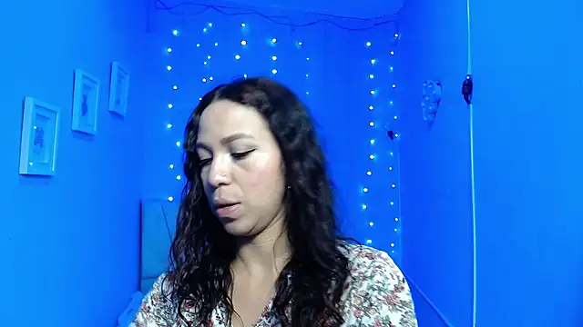 mIley 011 online show from 10-22-25, 01:11