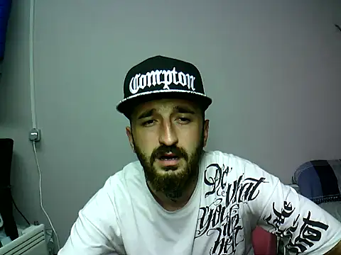 Snapshot of krerem chatting on 11-12-25, 09:03 krerem online show from 11-12-25, 09:03