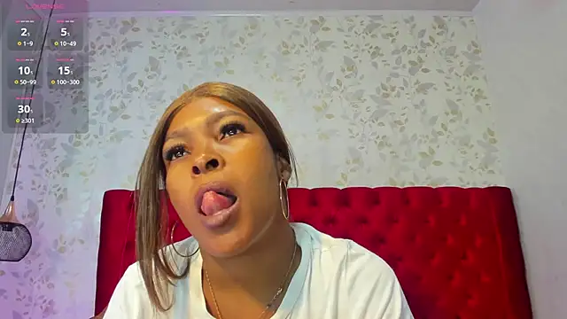 Layla lell online show from 02-10-26, 12:42