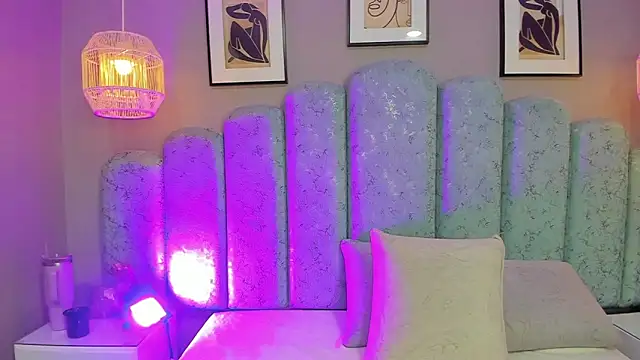 ashlye collins online show from 07-22-26, 03:53