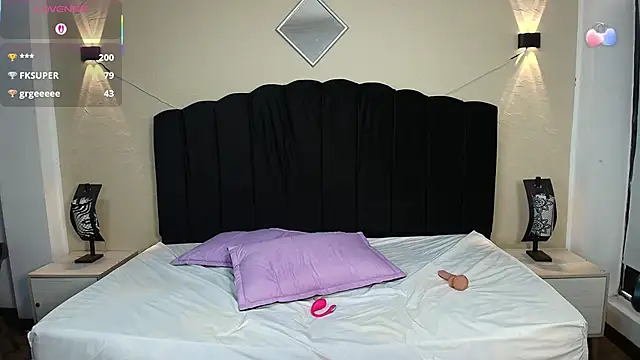 GabySweett  online show from 11-29-25, 01:36