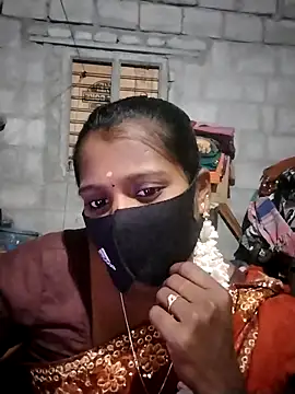 Tamil Hot Sandy online show from 11-17-25, 03:18