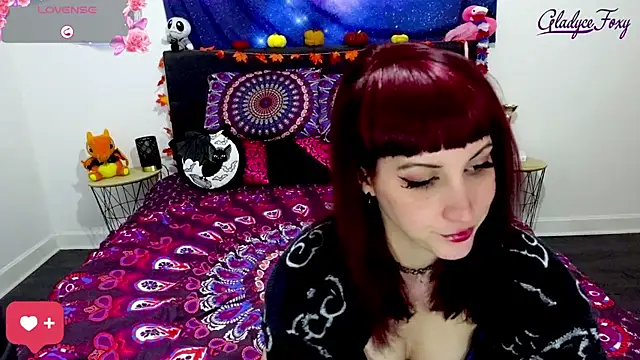 Gladyce Foxy online show from 12-03-25, 03:10