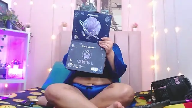 Cassie Lane online show from 11-13-25, 08:08