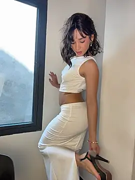 Capricho 01 online show from 02-17-26, 06:14