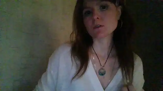 Snapshot of Arivonne chatting on 02-05-26, 09:30 Arivonne online show from 02-05-26, 09:30