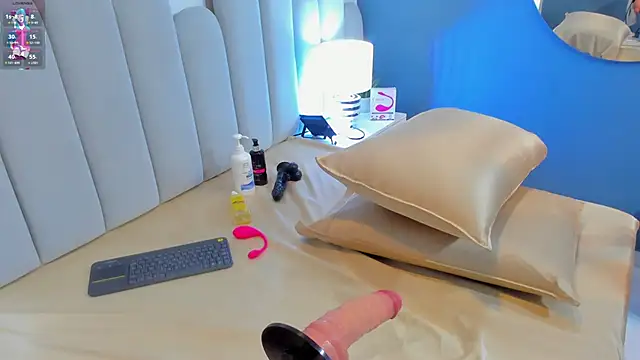 loly honey online show from 10-21-25, 11:44