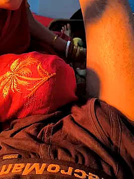 Snapshot of khushbuDarchut71 chatting on 12-14-25, 05:07 khushbuDarchut71 online show from 12-14-25, 05:07