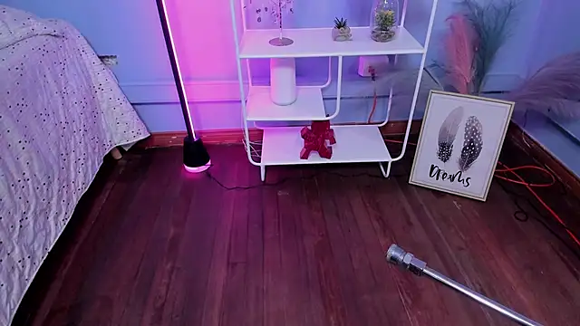 KathiaSaenz  online show from 12-03-25, 04:31