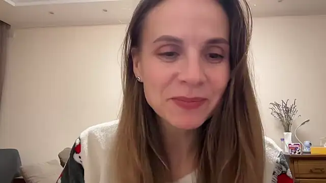 AnnieLove7722 online show from 10-09-25, 09:46