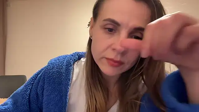 AnnieLove7722 online show from 10-16-25, 10:11