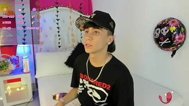 XaanderGrey online show from 10-24-25, 07:32