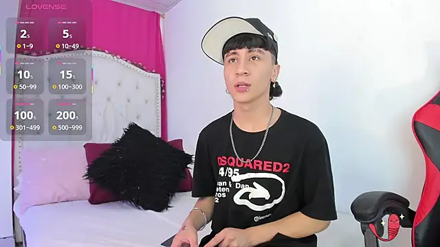 Snapshot of XaanderGrey chatting on 11-04-25, 07:46 XaanderGrey online show from 11-04-25, 07:46