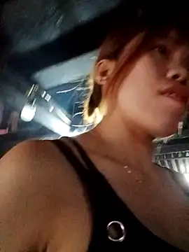 Snapshot of nhinhi-sexy chatting on 10-20-25, 02:45 nhinhi-sexy online show from 10-20-25, 02:45