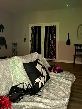 yunniq online show from 10-12-25, 02:32