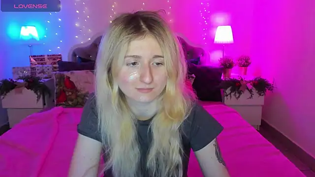 CamillaDreamer online show from 01-06-26, 04:21