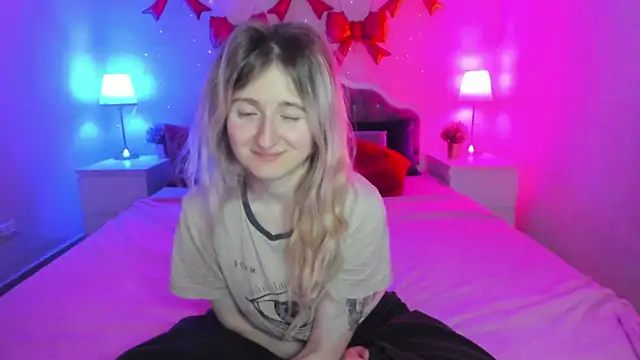 CamillaDreamer online show from 04-01-26, 10:29