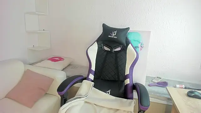 Ella starrr   online show from 04-09-26, 06:19