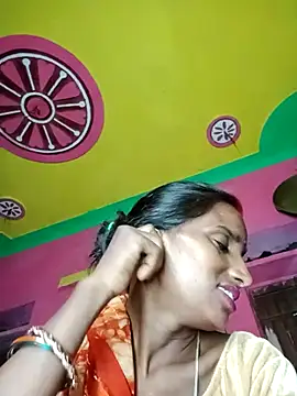 Snapshot of Munni_ji chatting on 09-28-25, 10:48 Munni ji online show from 09-28-25, 10:48