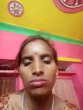 Snapshot of Munni_ji chatting on 10-01-25, 06:36 Munni ji online show from 10-01-25, 06:36
