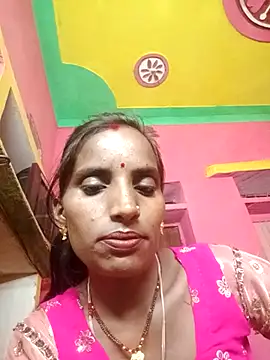 Snapshot of Munni_ji chatting on 10-11-25, 03:43 Munni ji online show from 10-11-25, 03:43