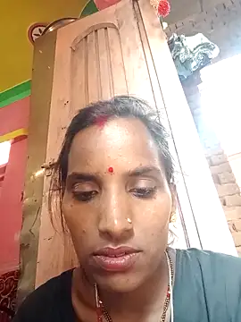 Snapshot of Munni_ji chatting on 10-12-25, 07:51 Munni ji online show from 10-12-25, 07:51