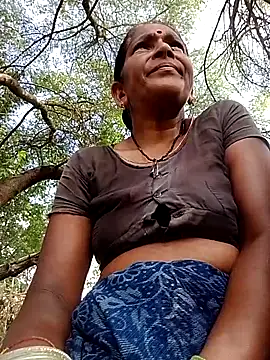 Snapshot of Rs_sonam chatting on 10-06-25, 08:56 Rs sonam online show from 10-06-25, 08:56