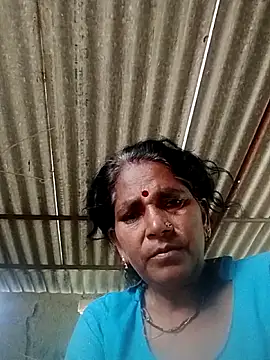 Snapshot of Rs_sonam chatting on 10-19-25, 09:43 Rs sonam online show from 10-19-25, 09:43