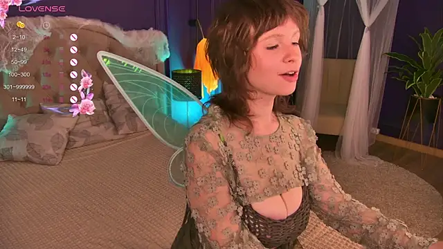 Lilly Stark online show from 10-24-25, 10:44