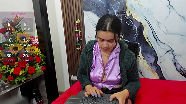 angelinee39 online show from 11-02-25, 09:33