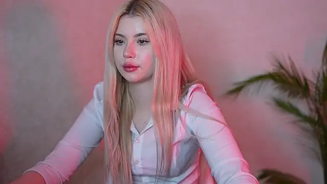 AshleyNikoo online show from 10-18-25, 04:19