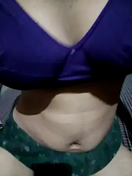 Snapshot of kavita_bhabi chatting on 10-11-25, 03:32 kavita bhabi online show from 10-11-25, 03:32