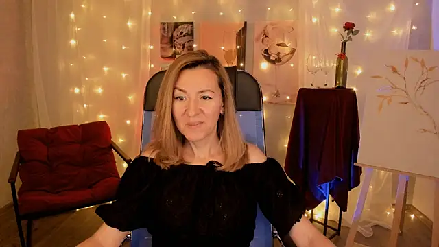 DonnaSmitth online show from 12-05-25, 01:09