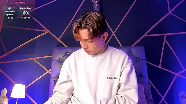 Lian Miller1  online show from 03-03-26, 12:22