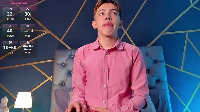 Lian Miller1  online show from 03-10-26, 12:21