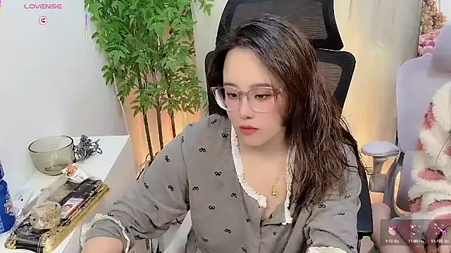 NEWONETO online show from 12-21-25, 02:35