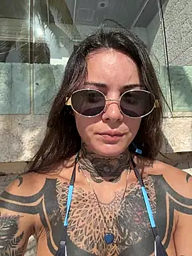 Snapshot of lurosscy chatting on 11-30-25, 03:16 lurosscy online show from 11-30-25, 03:16