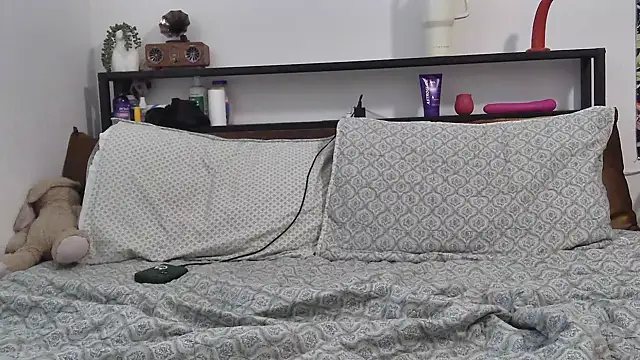 xXJJIvyXx online show from 03-07-26, 04:15