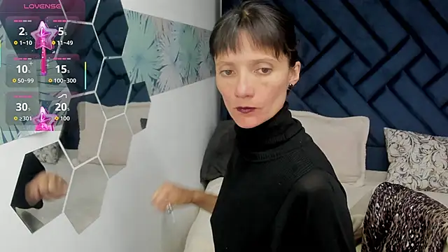 Valery More   online show from 10-07-25, 12:13