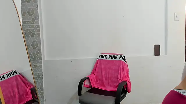 Snapshot of Daisy93_ chatting on 10-09-25, 11:52 Daisy93  online show from 10-09-25, 11:52