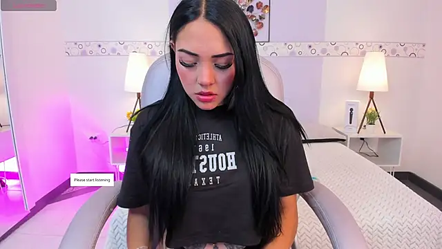 AndreaG  online show from 11-20-25, 08:30