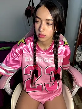 lunaa kiss19 online show from 10-09-25, 03:04