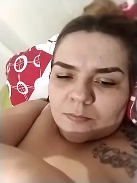 Snapshot of coral_marley chatting on 12-18-25, 05:02 coral marley online show from 12-18-25, 05:02