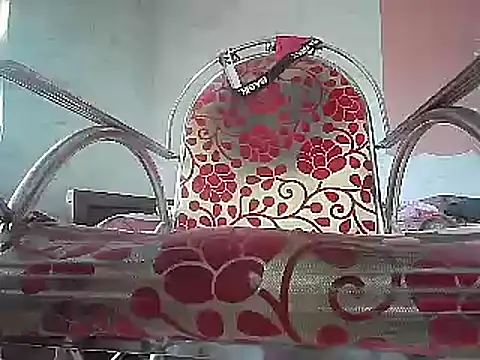 Snapshot of Horny_MALLU_6 chatting on 03-23-25, 04:49 Horny MALLU 6 online show from 03-23-25, 04:49